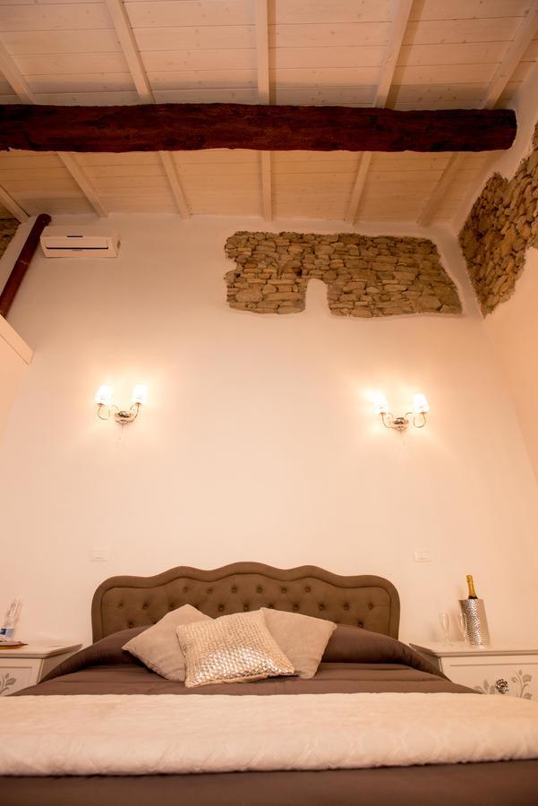 Bed and Breakfast Luxury Relais Cuore Sabino Stimigliano Экстерьер фото